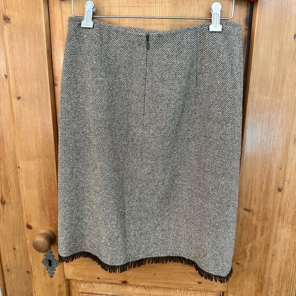 J Jill Wool Blend Fringe Edged Skirt Size 6 Petite Tweed Academia New Preppy - Picture 2 of 9